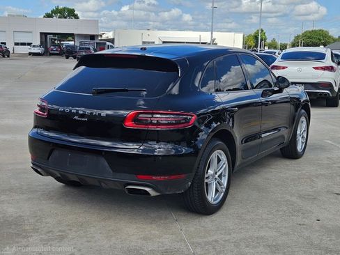 Used 2018 Porsche Macan AWD/4WD image 5