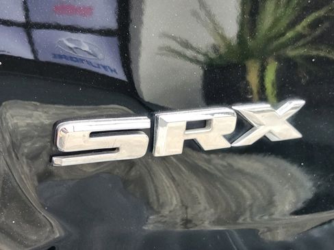 Used 2012 Cadillac SRX FWD image 8