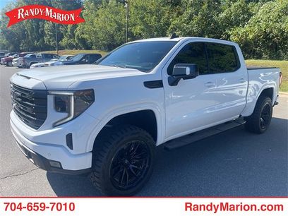 Used 2024 GMC Sierra 1500 Elevation w/ Elevation Premium Package
