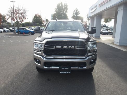 Used 2023 RAM 2500 Big Horn w/ Level 1 Equipment Group image 3