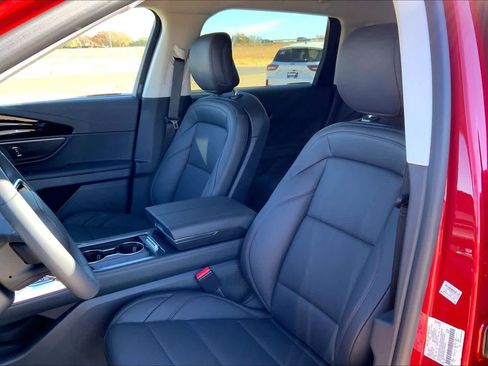 New 2026 Lincoln Nautilus Premier w/ Jet Appearance Package image 9