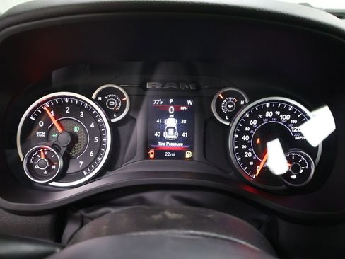 New 2026 RAM 1500 4x4 Crew Cab image 28