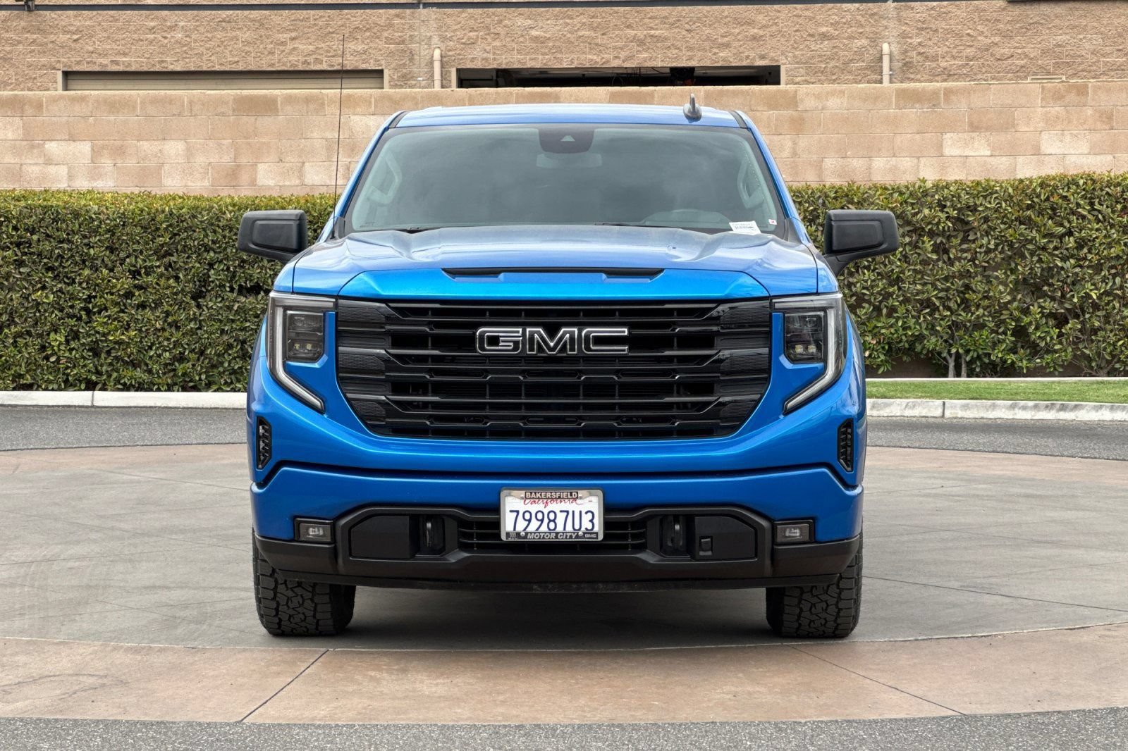 Used 2023 GMC Sierra 1500 Elevation AWD/4WD image 9