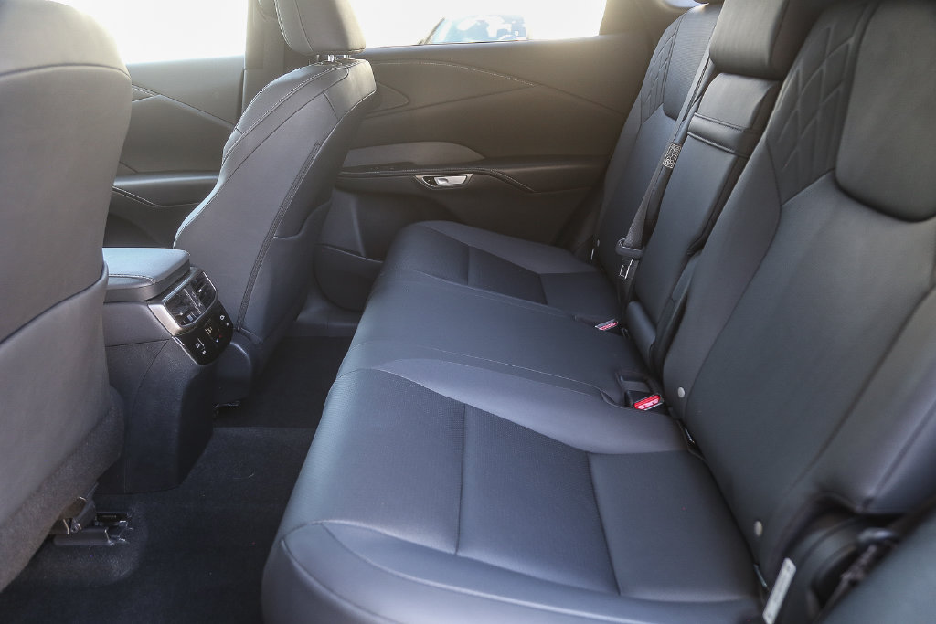 Used 2024 Lexus RX 350 FWD w/ Technology Package image 14