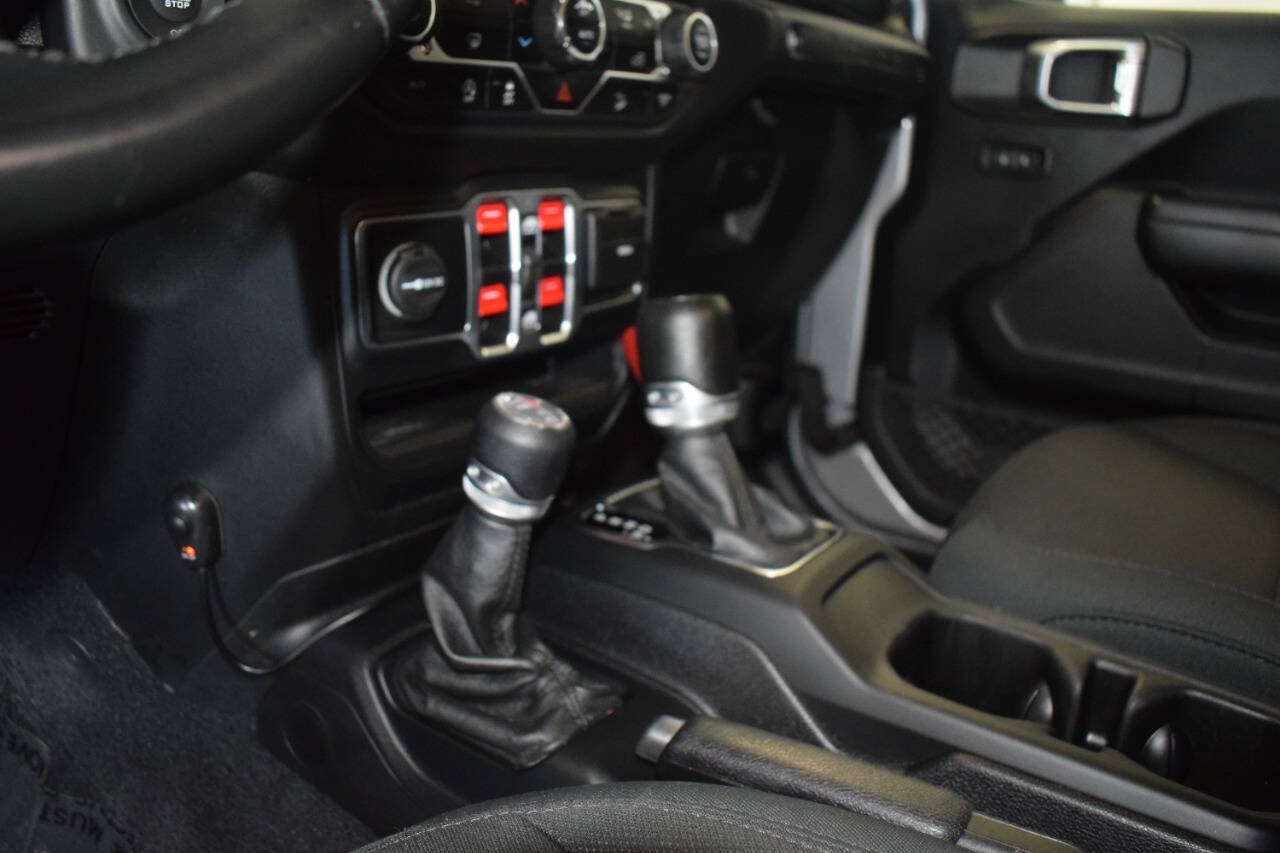 Used 2020 Jeep Wrangler Unlimited Sport AWD/4WD image 28