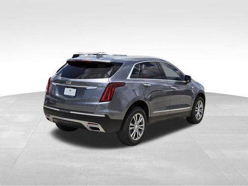 Used 2022 Cadillac XT5 Premium Luxury FWD image 4