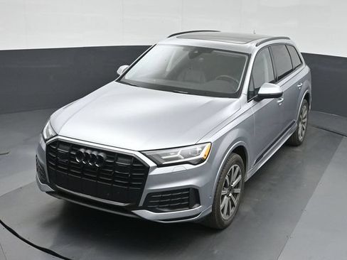 Used 2023 Audi Q7 2.0T Premium Plus w/ Premium Plus Package AWD/4WD image 39
