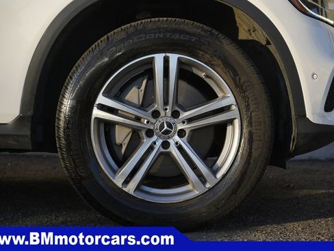 Used 2022 Mercedes-Benz GLC 300 4MATIC w/ Premium Package Lite image 10
