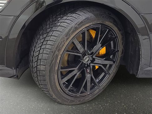 Used 2023 Audi e-tron Chronos w/ Chronos Package image 31