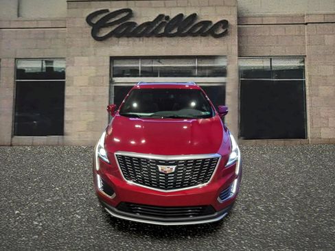 Certified 2024 Cadillac XT5 Premium Luxury AWD/4WD image 8