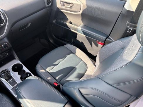 Used 2023 Ford Bronco Sport Outer Banks w/ Tech Package image 15