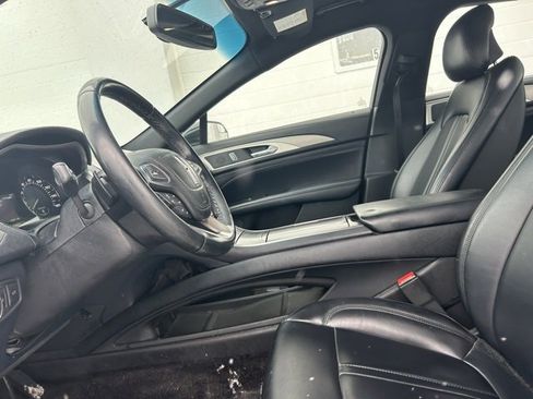 Used 2017 Lincoln MKZ Premiere image 8