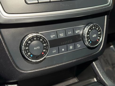 Used 2016 Mercedes-Benz GL 450 4MATIC w/ Premium I Package image 35