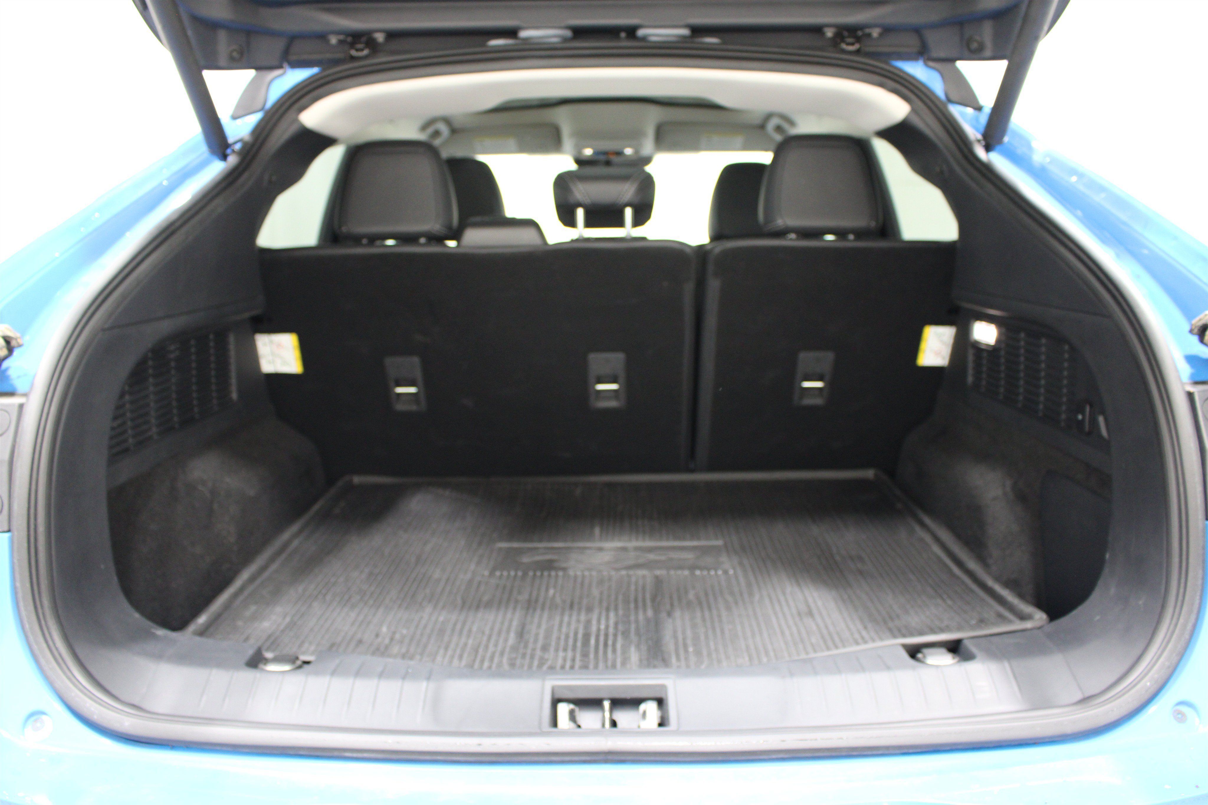 Used 2023 Ford Mustang Mach-E Premium AWD/4WD image 24