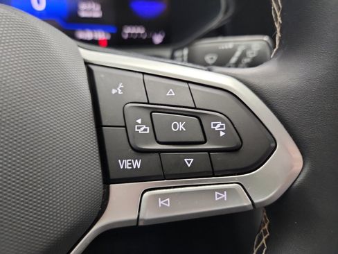 Certified 2023 Volkswagen Taos S FWD image 14