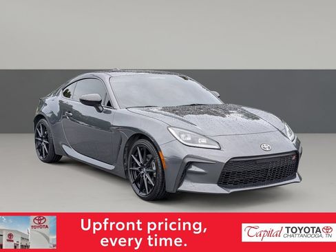 Used 2024 Toyota GR86 Premium RWD image 1