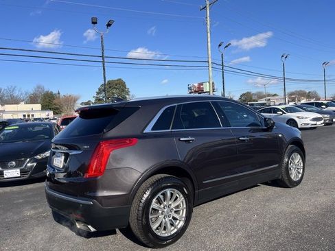 Used 2018 Cadillac XT5 Luxury w/ Driver Awareness Package image 6