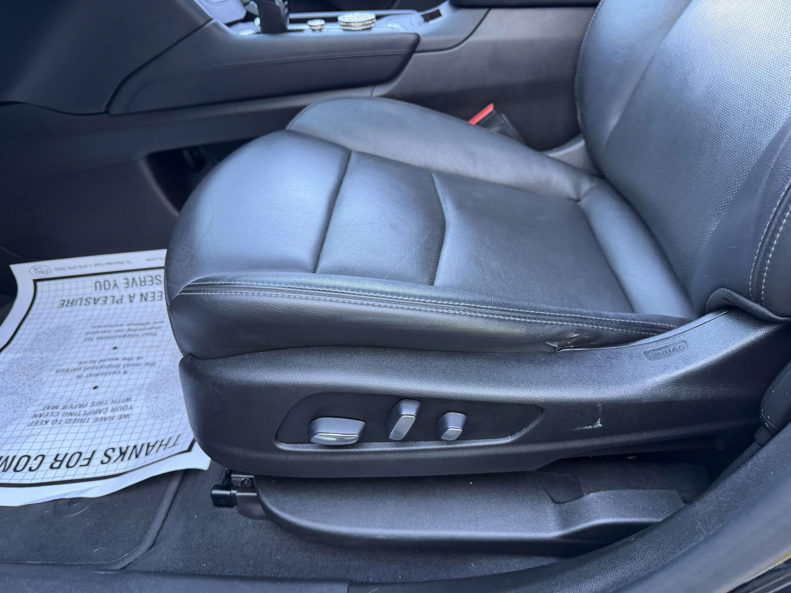 Used 2021 Cadillac XT6 Premium Luxury FWD image 18