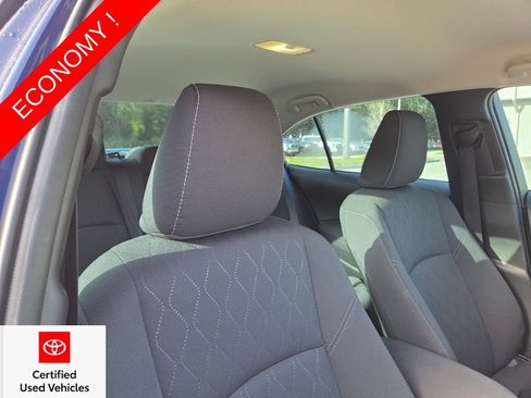 Used 2024 Toyota Corolla LE FWD image 15
