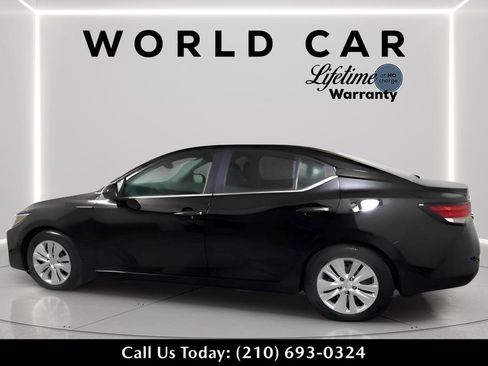 Used 2024 Nissan Sentra S image 9