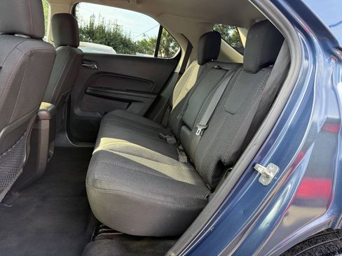 Used 2017 Chevrolet Equinox LT w/ Convenience Package FWD image 11