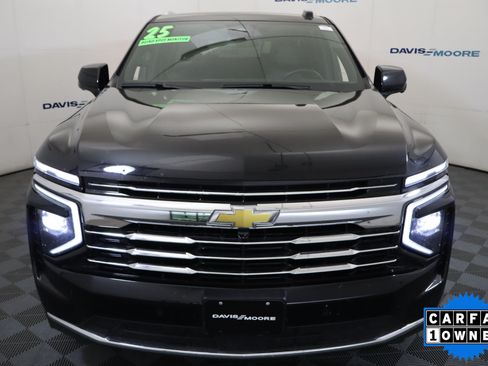 Used 2025 Chevrolet Suburban LT AWD/4WD image 14