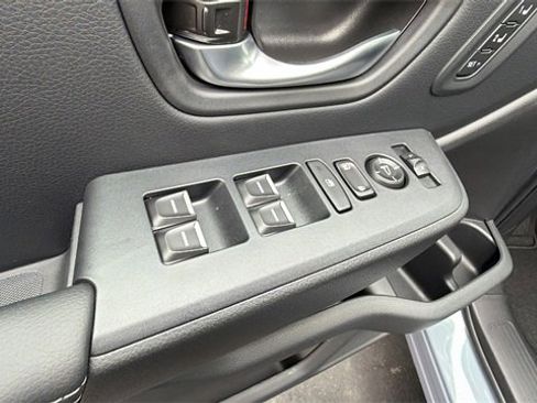 New 2025 Honda Pilot Touring image 20