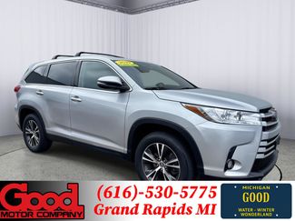 Used 2019 Toyota Highlander Plus w/ Carpet Mat Package (TMS) AWD/4WD video 1