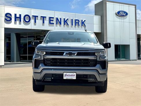 Used 2024 Chevrolet Silverado 1500 RST image 2