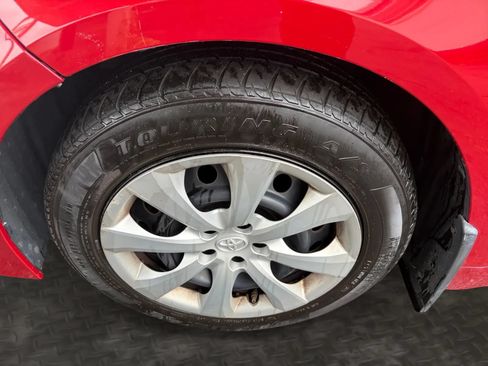 Used 2020 Toyota Corolla LE FWD image 33