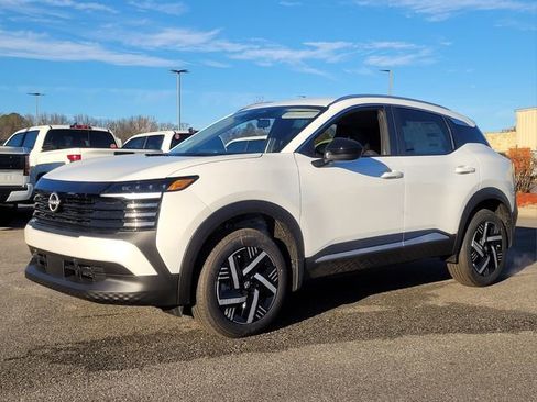 New 2026 Nissan Kicks SV FWD image 5