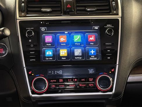 Used 2018 Subaru Outback 2.5i Limited image 21