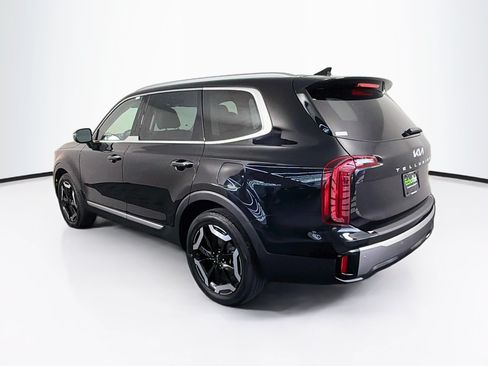 Used 2025 Kia Telluride S FWD image 5