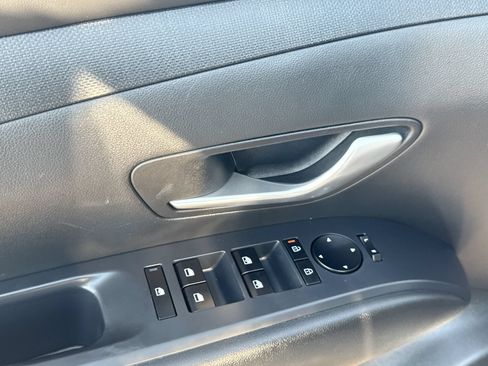 Used 2025 Hyundai Tucson SEL FWD image 13