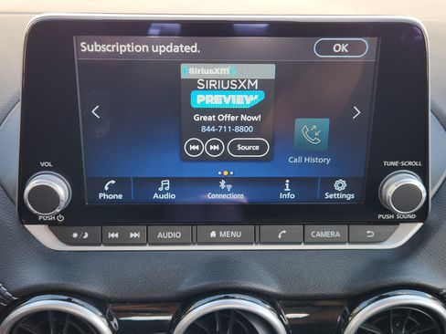 Used 2025 Nissan Sentra SV FWD image 18