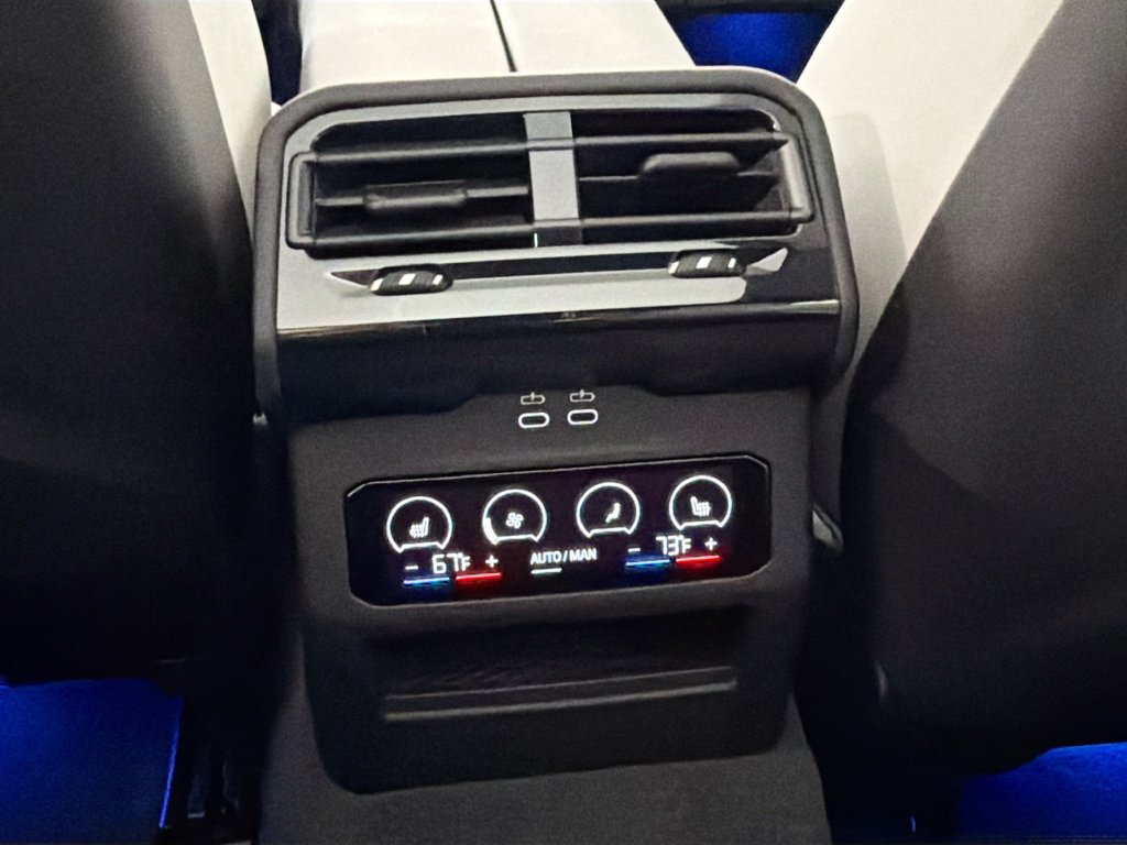 Used 2025 BMW M5 Touring AWD/4WD image 26