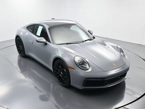 Certified 2024 Porsche 911 Carrera RWD image 41