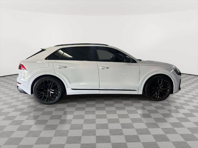 Used 2024 Audi SQ8 Premium Plus w/ Executive Package AWD/4WD image 2