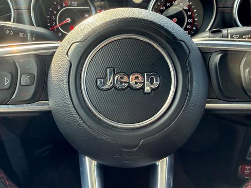 Used 2020 Jeep Wrangler Unlimited Rubicon w/ Quick Order Package 28Y Recon AWD/4WD image 46
