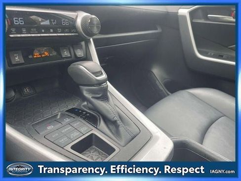Used 2023 Toyota RAV4 XLE Premium AWD/4WD image 32