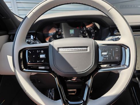 New 2026 Land Rover Range Rover Velar Dynamic SE image 13