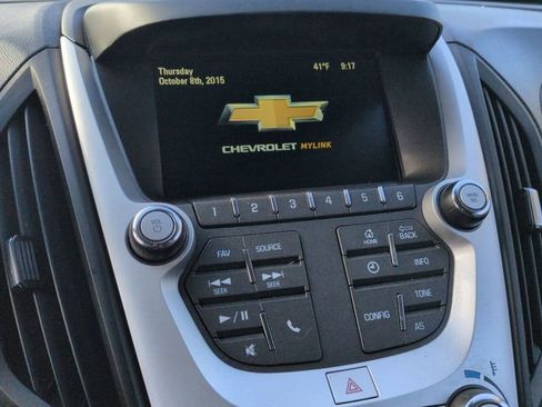 Used 2017 Chevrolet Equinox LT w/ Convenience Package image 17