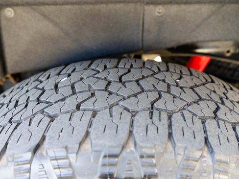 Used 2024 GMC Sierra 2500 AT4 w/ AT4 Premium Plus Package image 34