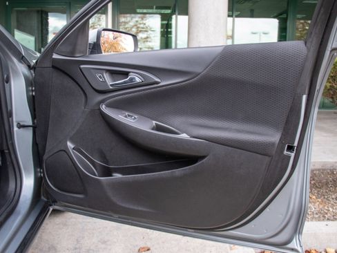 Used 2024 Chevrolet Malibu LT image 20