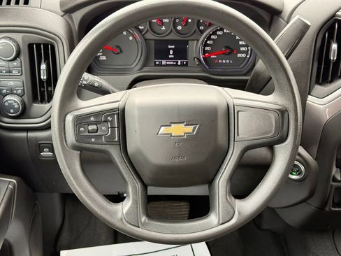 Used 2022 Chevrolet Silverado 1500 Custom AWD/4WD image 30