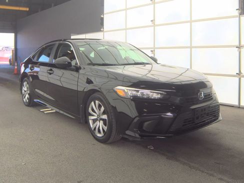 Used 2022 Honda Civic LX image 2