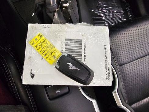 Used 2025 Ford Mustang Premium RWD image 31