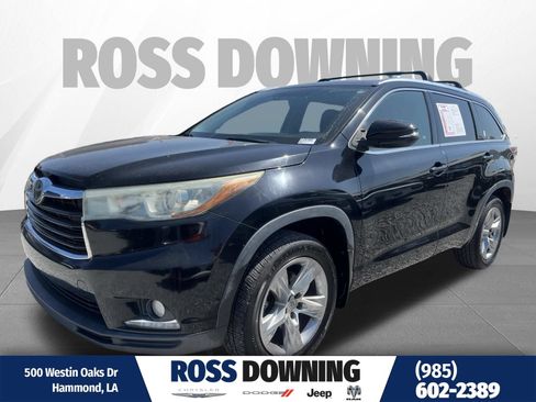 Used 2015 Toyota Highlander Limited w/ Driver Technology Package AWD/4WD image 1