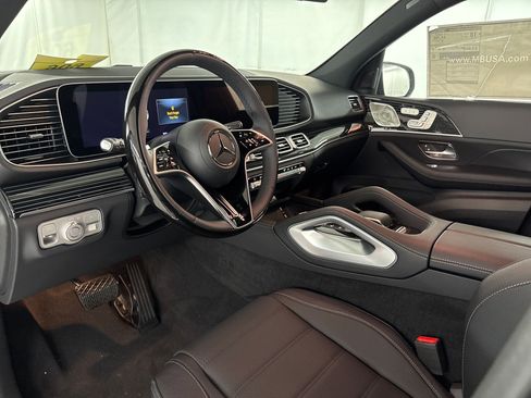 New 2026 Mercedes-Benz GLE 580 4MATIC image 4