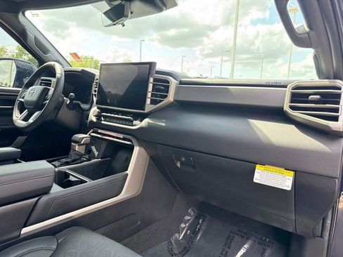 Used 2025 Toyota Tundra Limited image 20